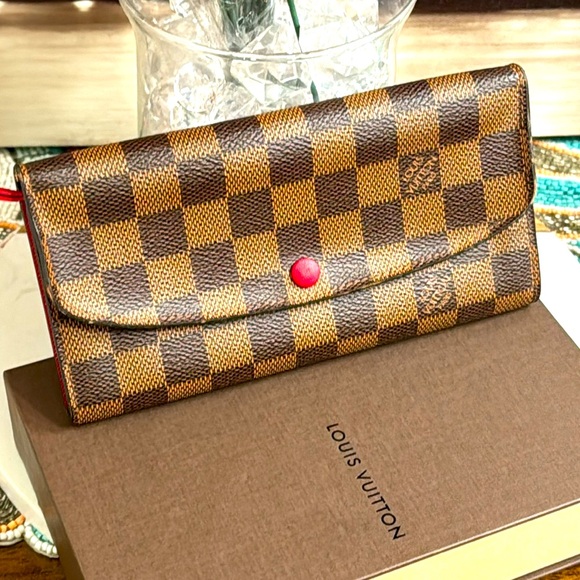 Louis Vuitton Damier The Cherry π Line A beautiful Red Cherry edition by LV. - Picture 2 of 12